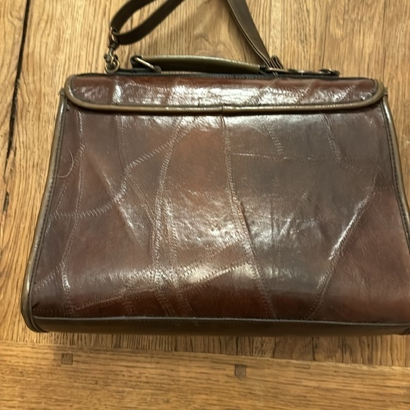 Marc Chantal Leather Crossbody Organizer Handbag Brown - Picture 4 of 9